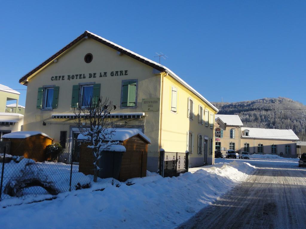 Cafe Hotel De La Gare Champagnole Luaran gambar